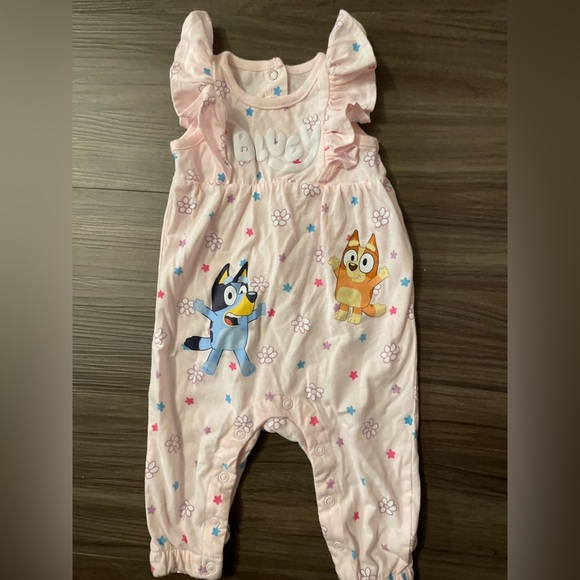 Bluey Baby Girl Charming Pink Ruffled Floral Print Kids Romper size 0/3 months - Picture 3 of 4